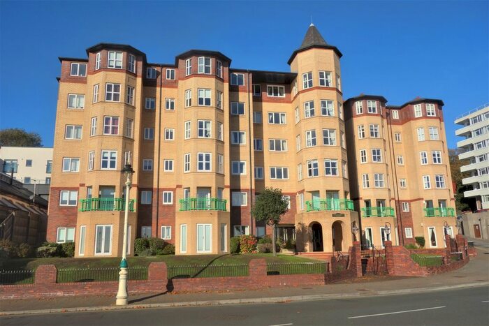 2 Bedroom Flat To Rent In Alexandra Court, The Esplanade, Penarth, CF64