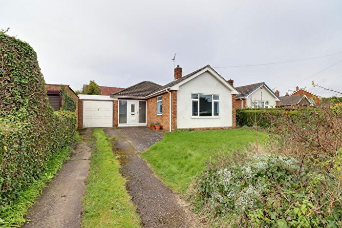 2 Bedroom Bungalow For Sale In Marlborough Avenue, Haxey, Lincolnshire, DN9
