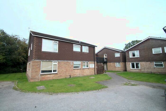 1 Bedroom Detached House To Rent In Highfield Court, High Wycombe, HP15
