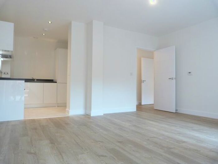 1 Bedroom Flat To Rent In Lexicon Development, Harrow On The Hill, Harrow, HA1