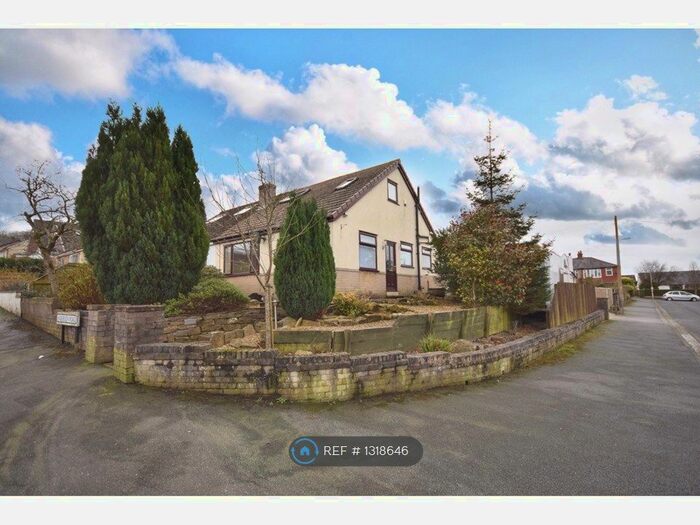 2 Bedroom Bungalow To Rent In Anderson Road, Wilpshire, Blackburn, BB1