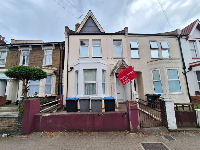 2 Bedroom Property To Rent In Tubbs Road, London, NW10