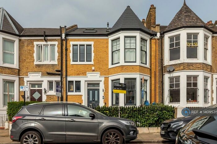 2 Bedroom Flat To Rent In Kyverdale Road, London, N16