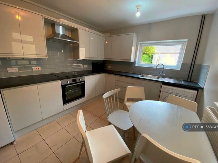 5 Bedroom Terraced House To Rent In King Edwards Road, Swansea, SA1