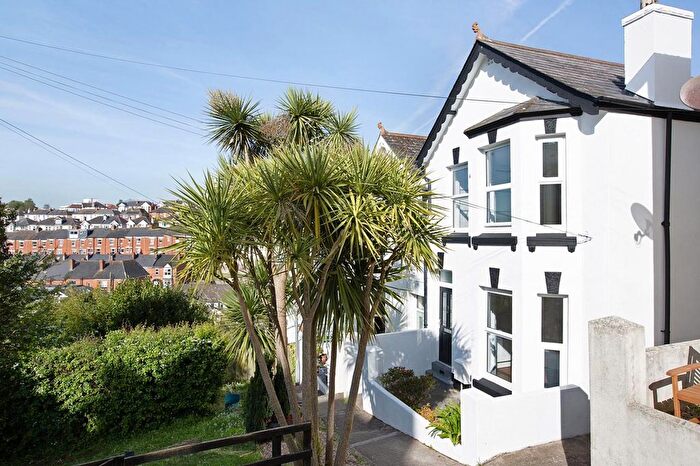 3 Bedroom Semi Detached House For Sale In Coombe Avenue, Teignmouth, TQ14