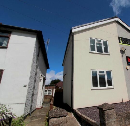 3 Bedroom Semi-Detached House To Rent In Weston Road, Stafford, Staffordshire, ST16