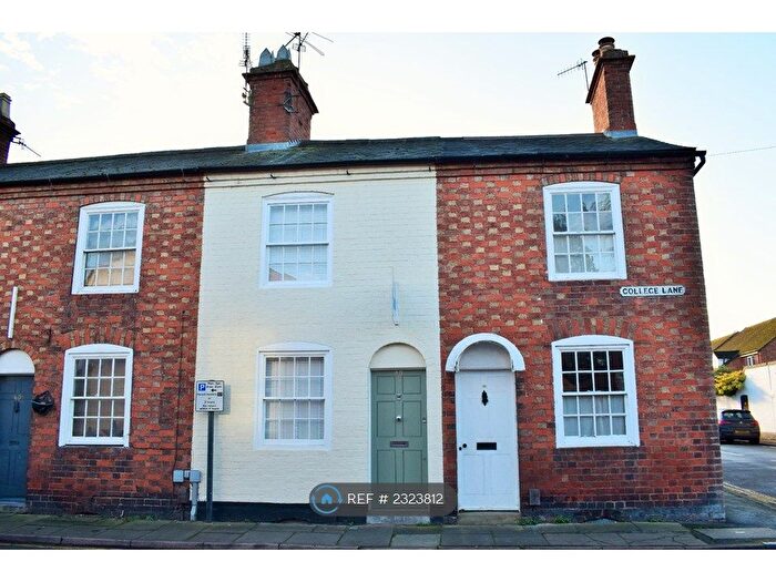 2 Bedroom Terraced House To Rent In College Lane, Stratford-Upon-Avon, CV37