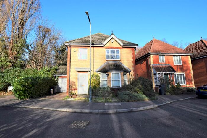 3 Bedroom Property To Rent In St. James Gardens, Romford RM6