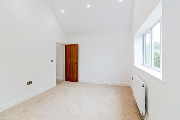 3 Bedroom Semi-Detached House For Sale In High Street, Stanion, Kettering, NN14