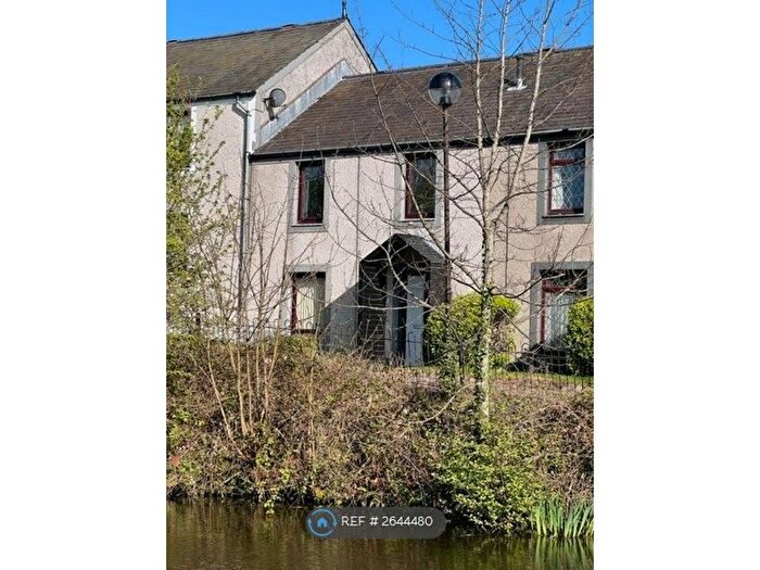 3 Bedroom Terraced House To Rent In Canal Walk, Lancaster, LA1