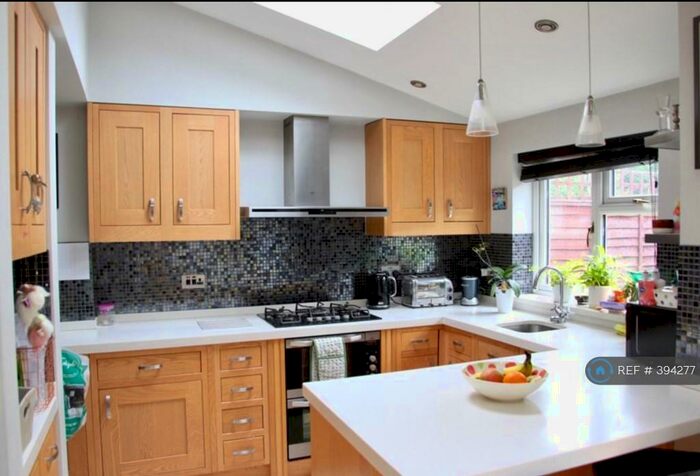 3 Bedroom Terraced House To Rent In Hampden Way, London, N14