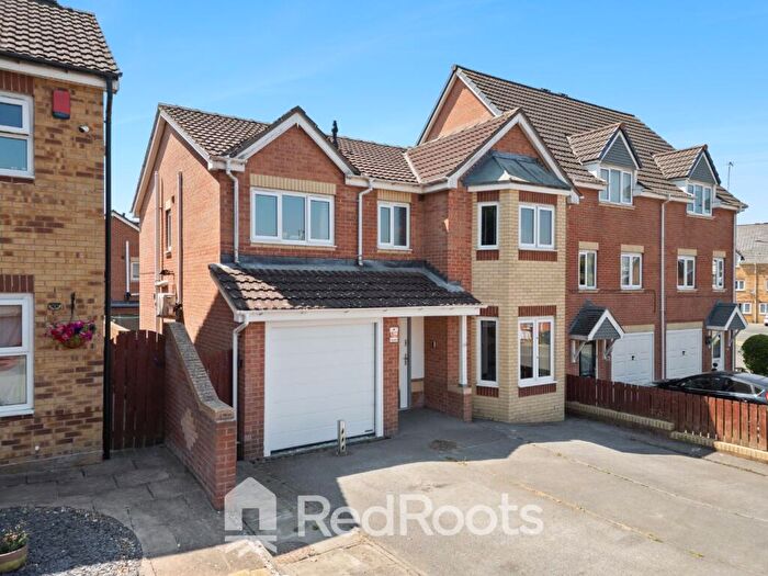 4 Bedroom Detached House For Sale In Reeves Way, Armthorpe, Doncaster, South Yorkshire, DN3