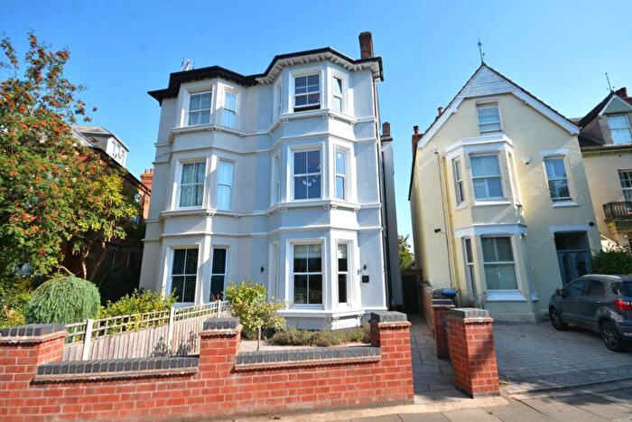 4 Bedroom Town House For Sale In Clifton Road, Rugby Town Centre, CV21