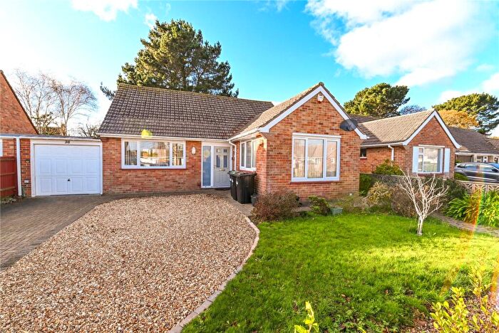 3 Bedroom Bungalow For Sale In Western Avenue, Barton On Sea, New Milton, Hampshire, BH25
