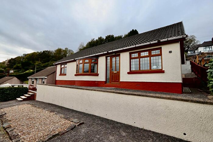 3 Bedroom Detached Bungalow For Sale In Park Road, Newbridge, NP11