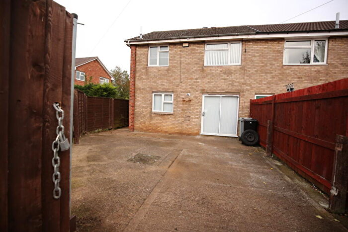 3 Bedroom House To Rent In Tamar Court, Grantham, NG31