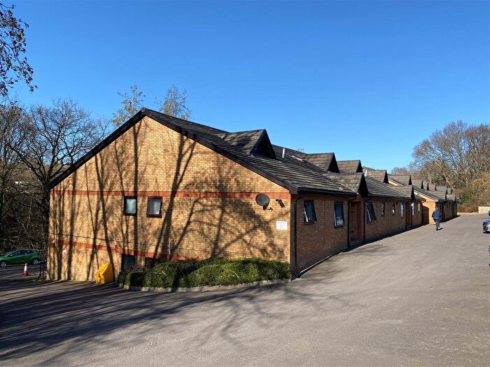 1 Bedroom Flat To Rent In South East Road, Sholing, Southampton, SO19