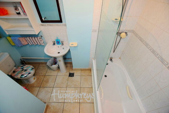 1 Bedroom Terraced House To Rent In Talbot Road, Northampton, NN1