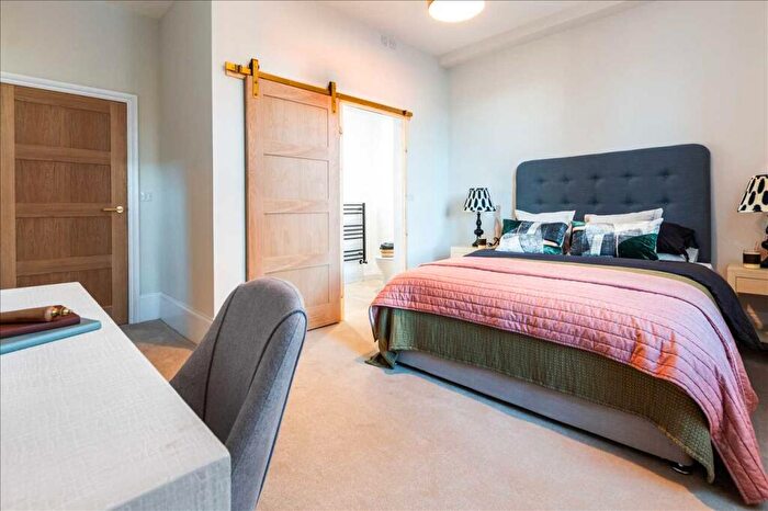 2 Bedroom Apartment For Sale In Waltham Road, Scartho, Grimsby, DN33