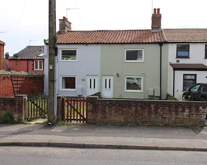 2 Bedroom Cottage To Rent In Church Road, Lowestoft, NR32