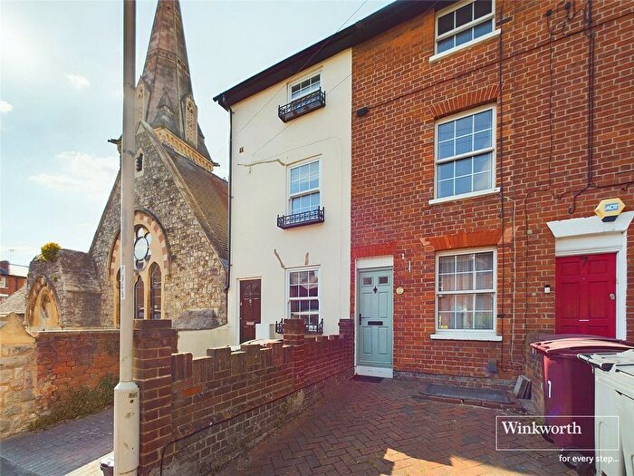 3 Bedroom Terraced House To Rent In St. Johns Road, Reading, Berkshire, RG1