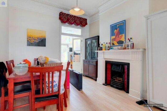 4 Bedroom Property To Rent In Munster Road, London, SW6