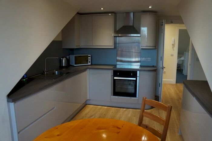 1 Bedroom Flat To Rent In South Fort Street, Edinburgh, EH6