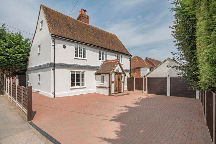 4 Bedroom Detached House For Sale In Centuries Of Character Meet Exceptional Family Space., ME9