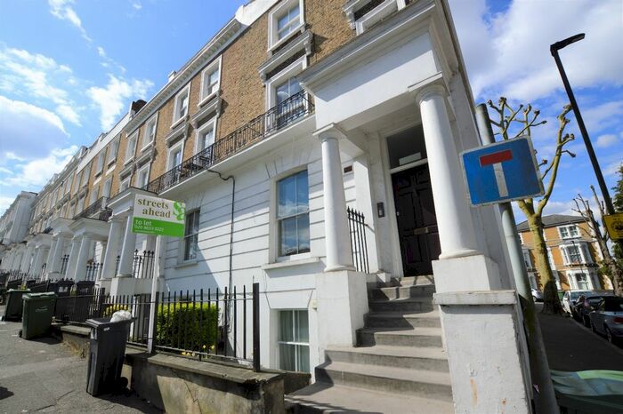 2 Bedroom Flat To Rent In Gipsy Hill, London, SE19