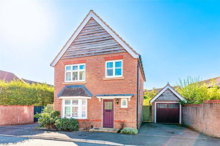 3 Bedroom Detached House For Sale In Leigh Woods Lane, Devizes, Wiltshire, SN10