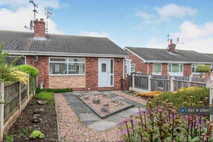 2 Bedroom Bungalow To Rent In Measham Drive, Doncaster, DN7