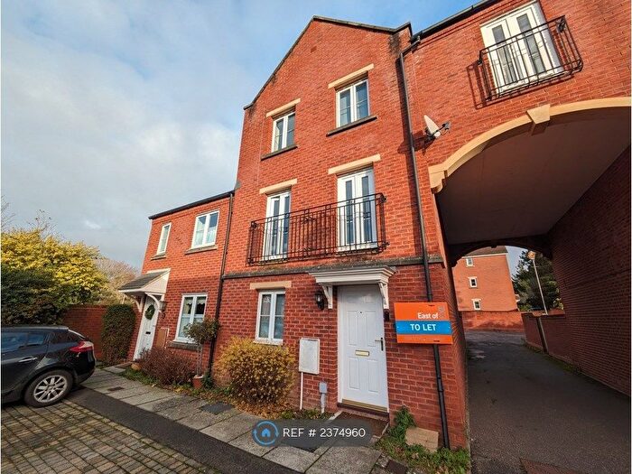 5 Bedroom Semi-Detached House To Rent In Fleming Way, St Leonard's Exeter, EX2