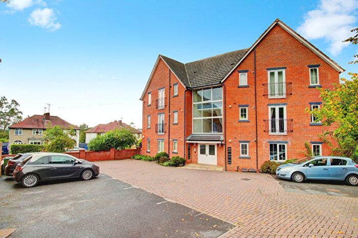 2 Bedroom Flat For Sale In Pear Tree Court, Rugeley, WS15