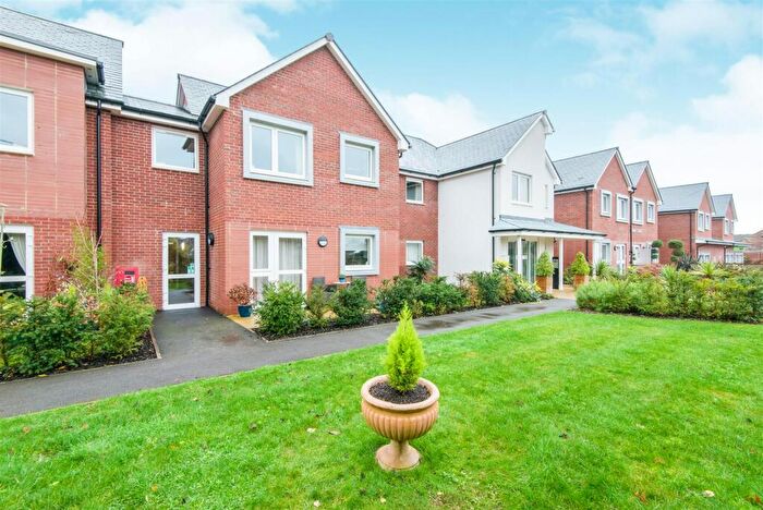 2 Bedroom Apartment For Sale In Hillier Court, Botley Road, Romsey, Hampshire., SO51
