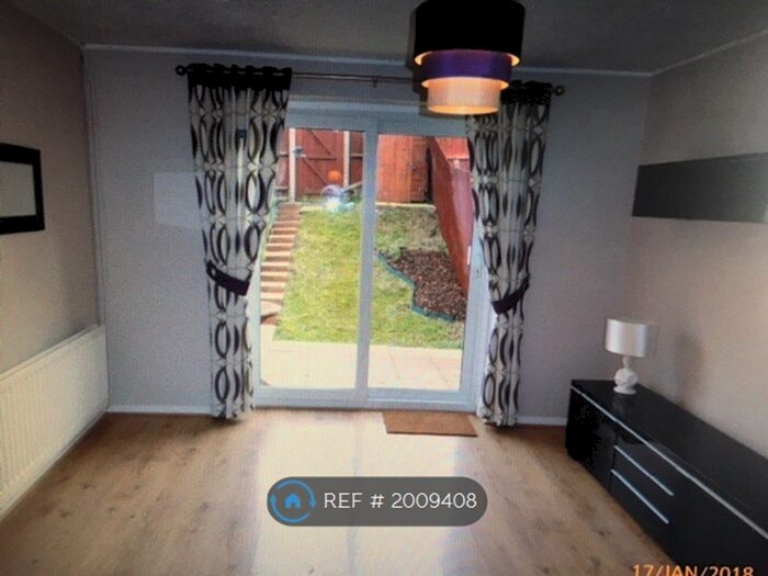 1 Bedroom Terraced House To Rent In Chaffinch Close, Chatham, ME5