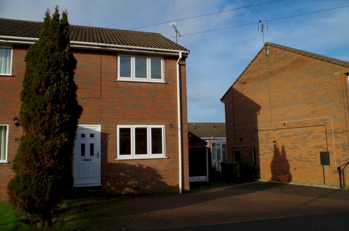 2 Bedroom Semi-Detached House To Rent In Dale View Road, Lower Pilsley, S45
