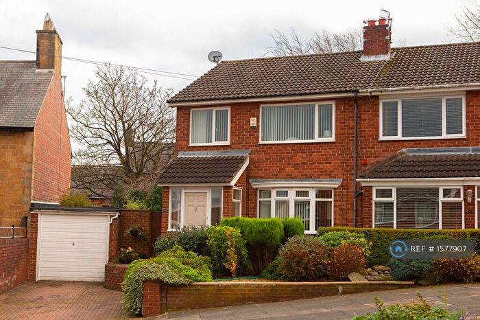 3 Bedroom Semi Detached House To Rent In Lawrence Court, Blaydon-On-Tyne, NE21