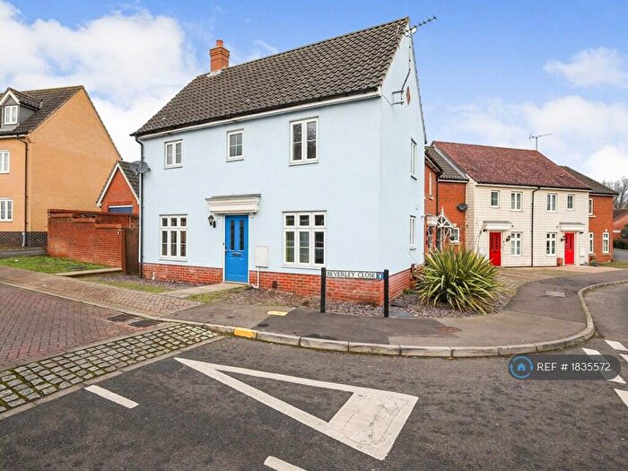 3 Bedroom Semi-Detached House To Rent In Beverley Close, Carbrooke, Thetford, IP25