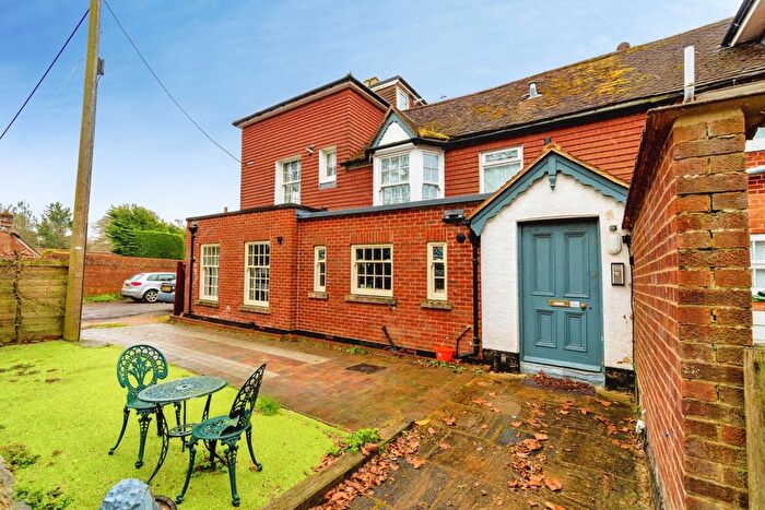 1 Bedroom Flat For Sale In Gosport Lane, Lyndhurst, Hampshire, SO43