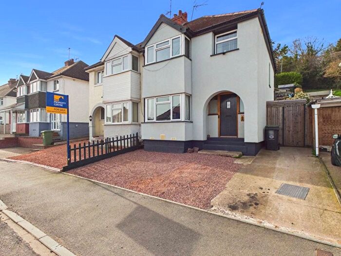 3 Bedroom Semi Detached House For Sale In Elbury Park Road, Worcester, Worcestershire, WR4