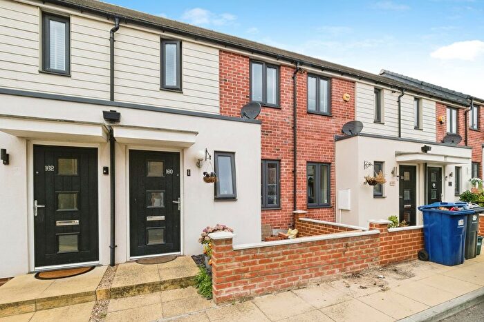2 Bedroom Terraced House For Sale In Belhouse Avenue, Aveley, South Ockendon, Essex, RM15