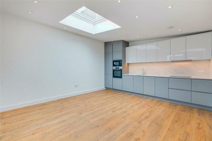 1 Bedroom Apartment To Rent In Parkway, London, NW1