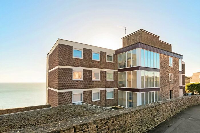 2 Bedroom Apartment For Sale In Belle Vue Road, Swanage, BH19