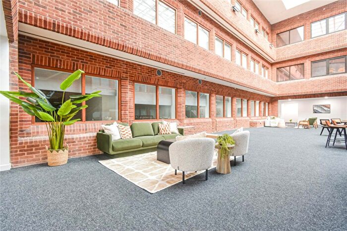 2 Bedroom Apartment To Rent In Strawberry Hill, Newbury, Berkshire, RG14