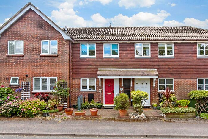 1 Bedroom Terraced House For Sale In Portland Road, Hythe, Kent, CT21
