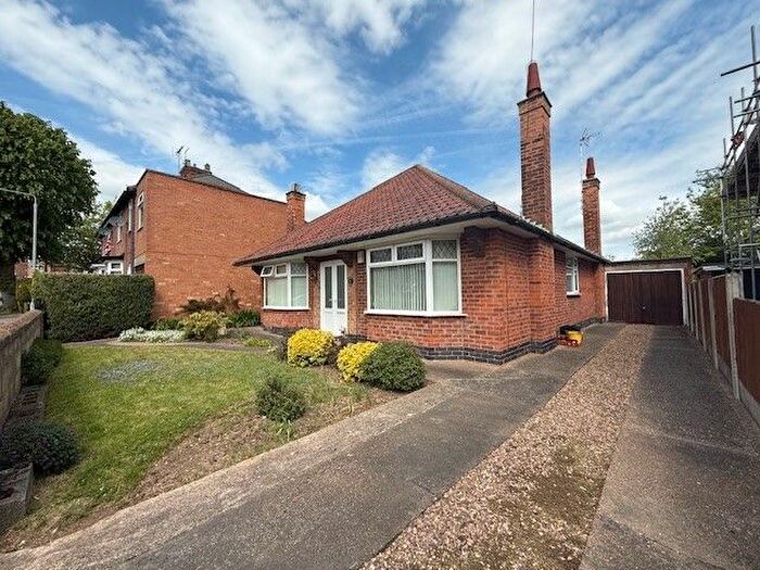 3 Bedroom Bungalow To Rent In Frederick Avenue, Nottingham, NG4
