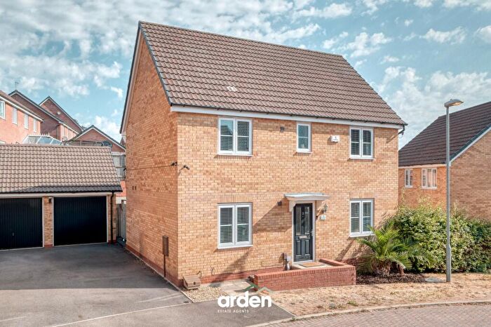 4 Bedroom Detached House For Sale In Elrington Close, Redditch, B97