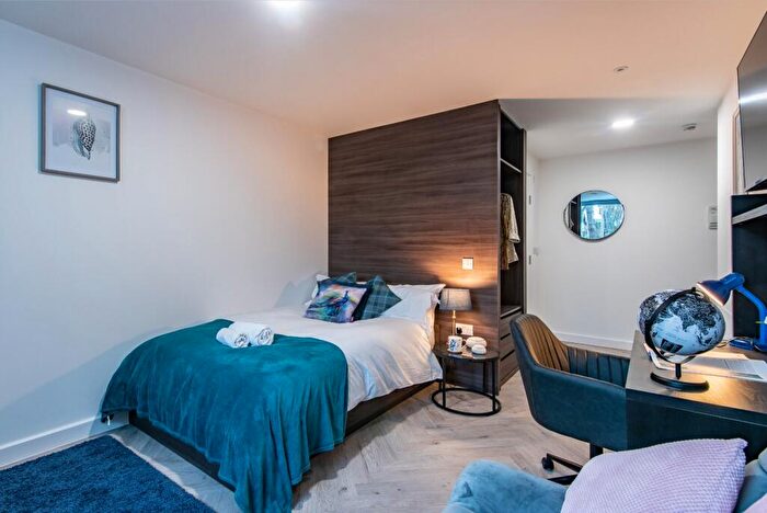 1 Bedroom Flat To Rent In Broadgate House, Broadgate, Beeston, Nottingham, NG9