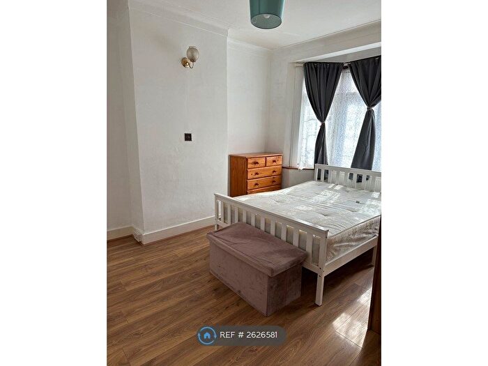 3 Bedroom Terraced House To Rent In Belvedere Road, London, E10