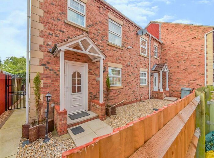 3 Bedroom House To Rent In Blue Horse Court, Great Ponton, Grantham, NG33